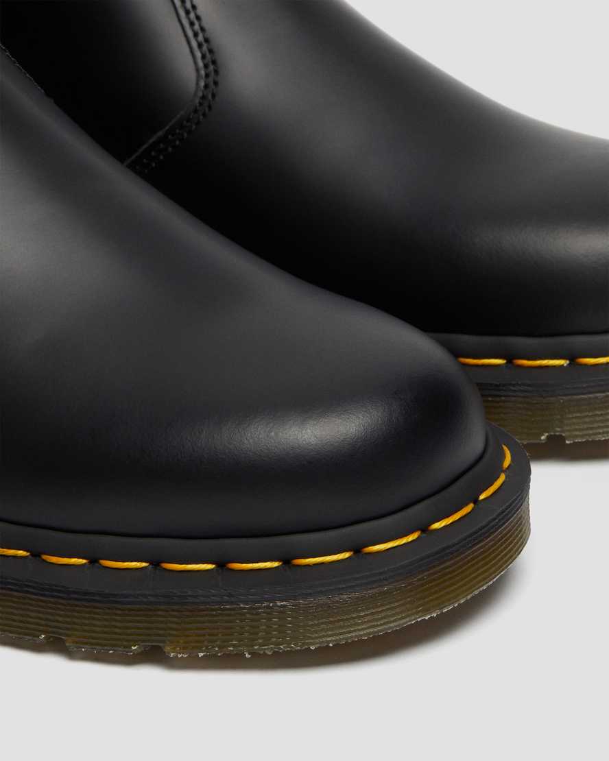 DR MARTENS 2976 Yellow Stitch Smooth Leather Chelsea Boots