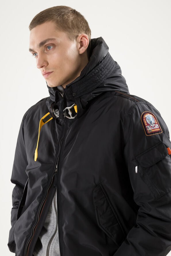 GOBI CORE куртка цвета BLACK для Мужчин | Parajumpers®